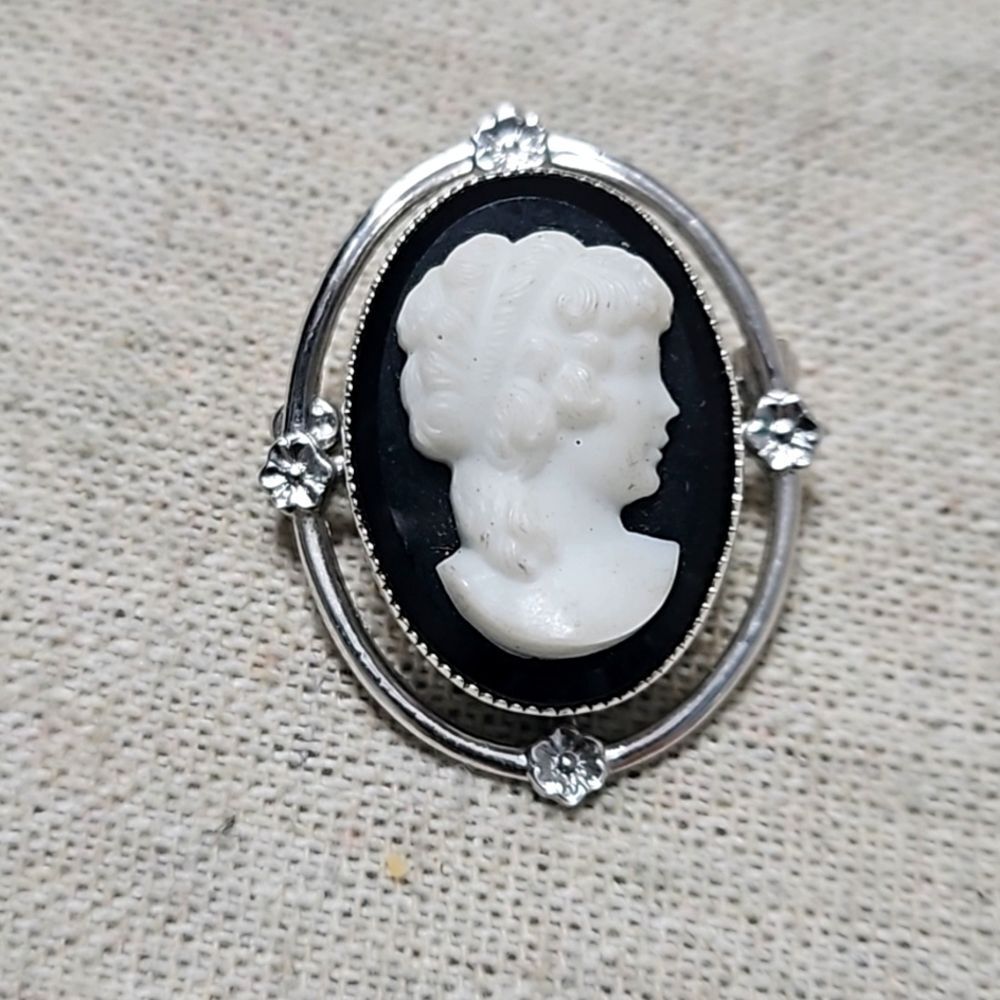 Vintage Victorian Revival Cameo Signed AG 14k GF OOAK